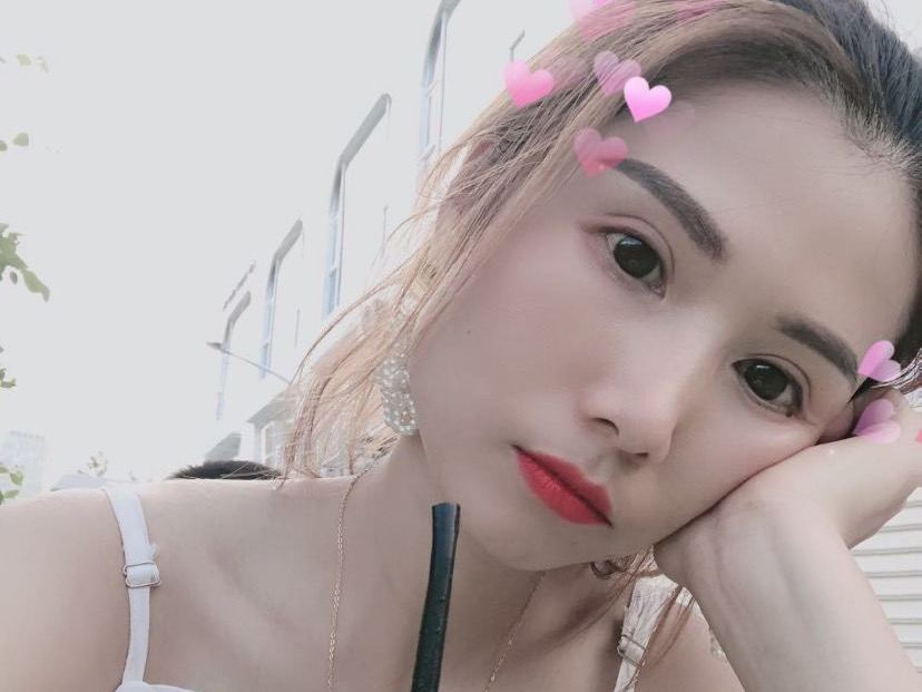 Floweryang Profilbild des Cam-Modells 