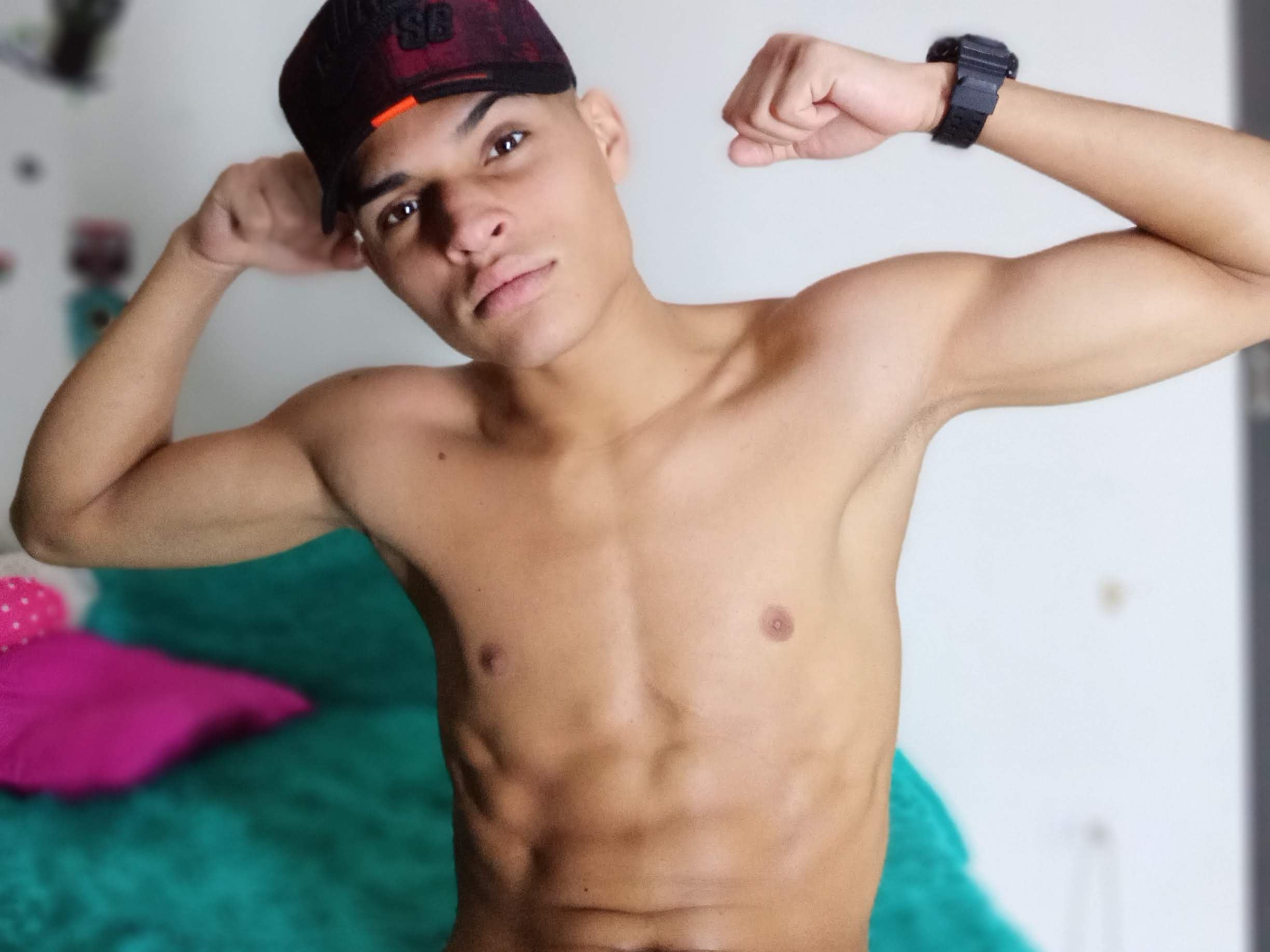 Dannngerdam Profilbild des Cam-Modells 