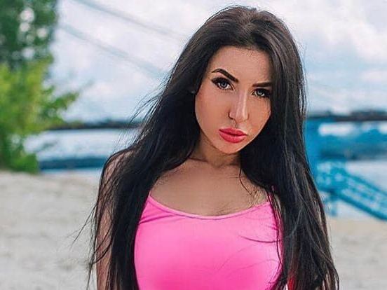 VeronikaKouch profielfoto van cam model 