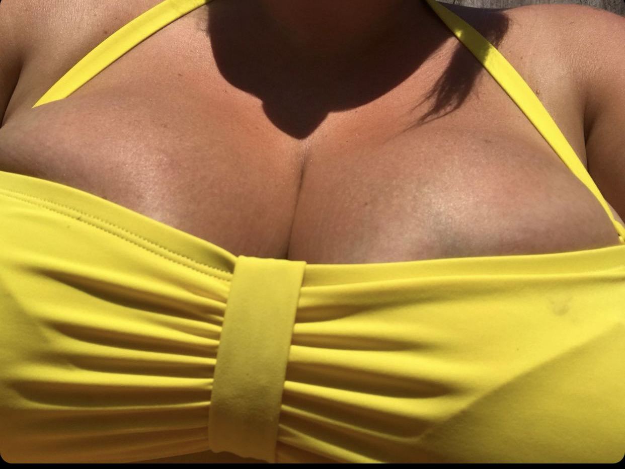 FinnishFina immagine del profilo del modello di cam