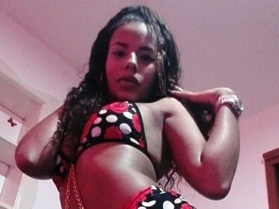 angelroses12 profilbild på webbkameramodell 