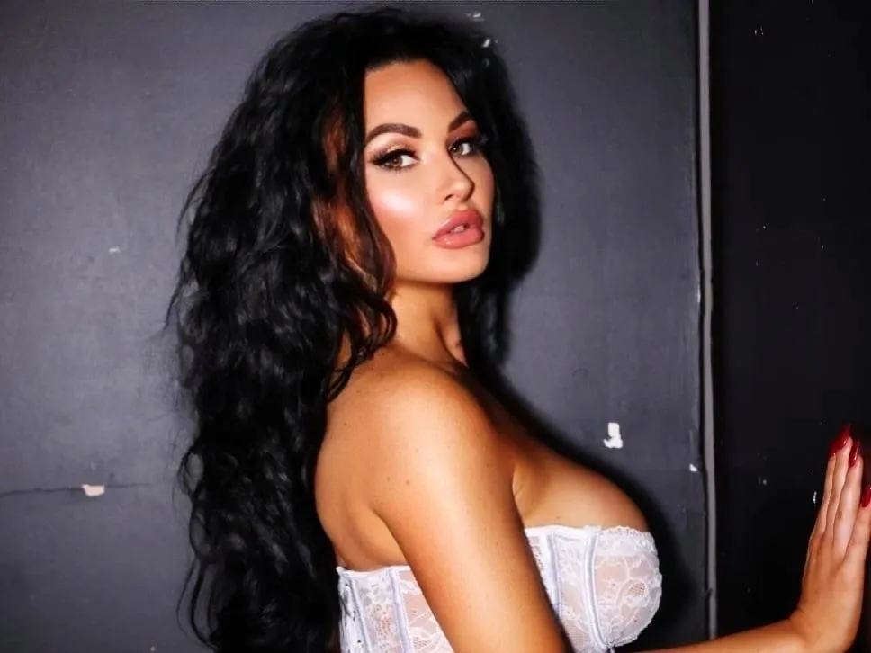 Image de profil du modèle de webcam NatashaClassBabestation