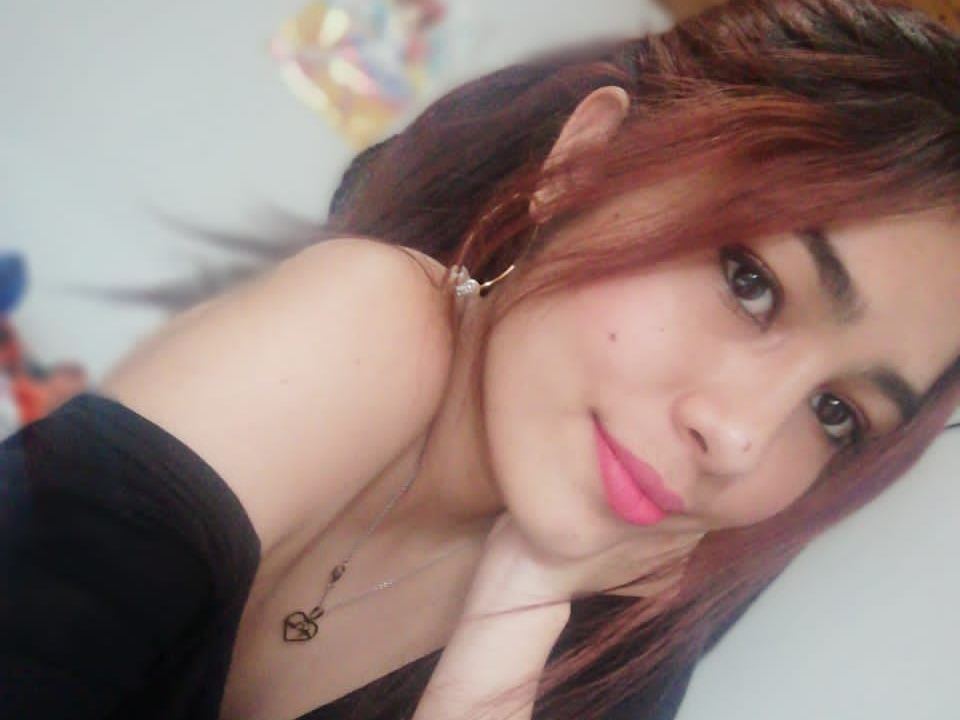 ALONDRASTONE cam model profile picture 