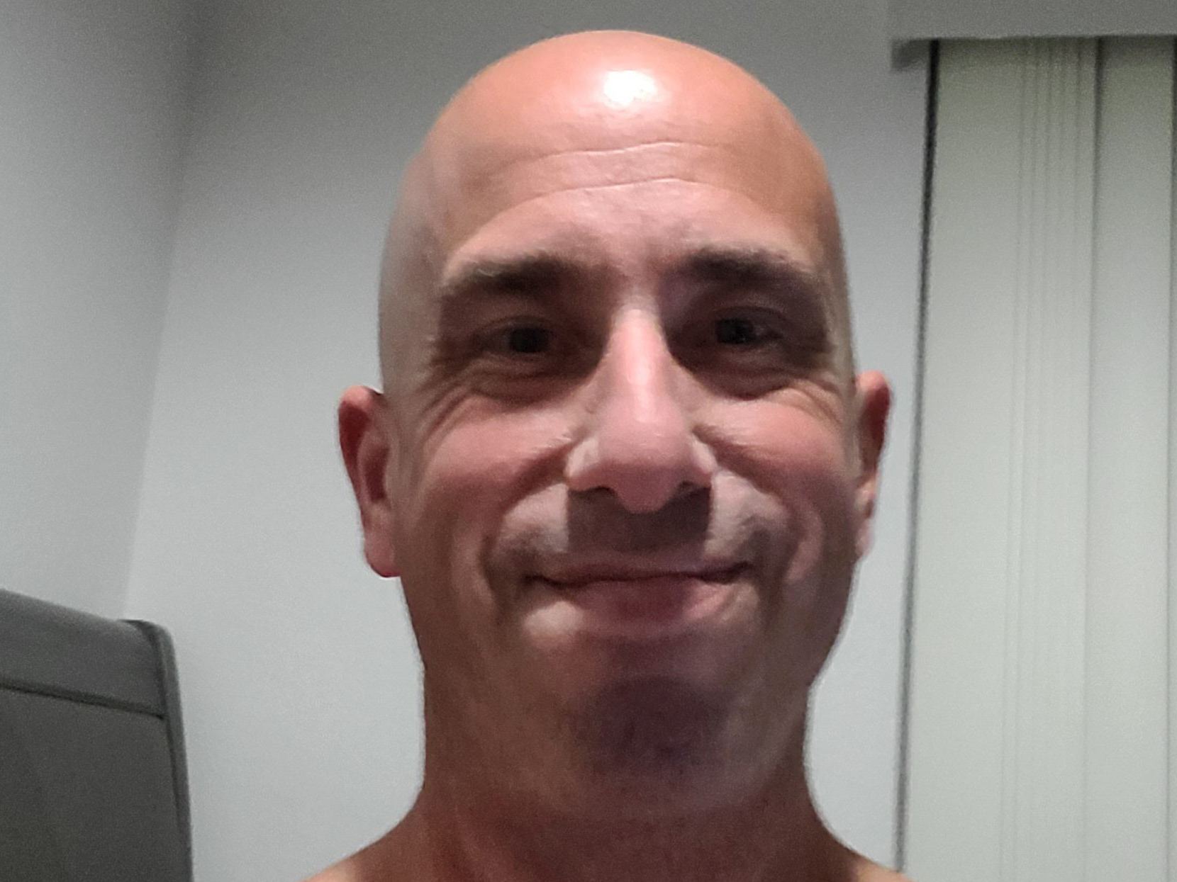 YourBiFantasyCA cam model profile picture 