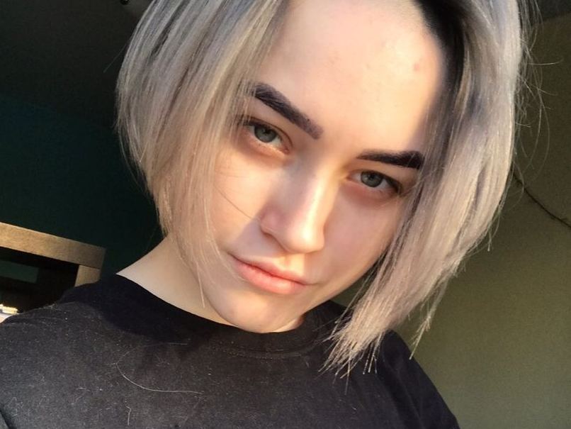 Imagen de perfil de modelo de cámara web de DamienIntruda