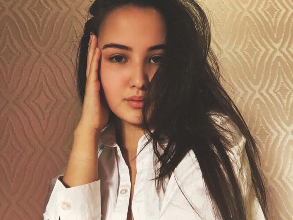 Burning_Olya Profilbild des Cam-Modells 