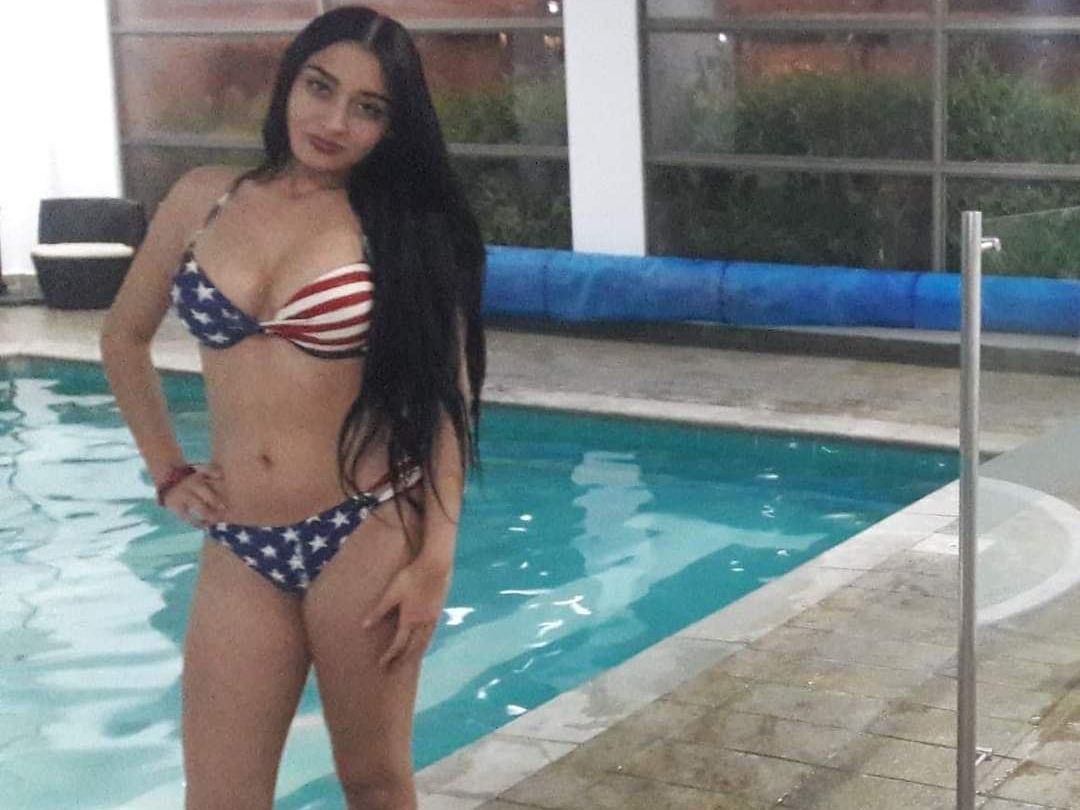Image de profil du modèle de webcam karolvega