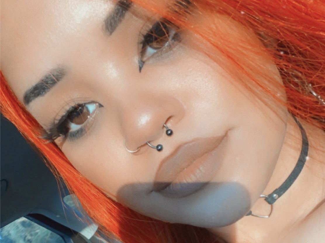 Image de profil du modèle de webcam devilsvixen