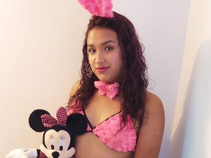 SarayTaylor Profilbild des Cam-Modells 