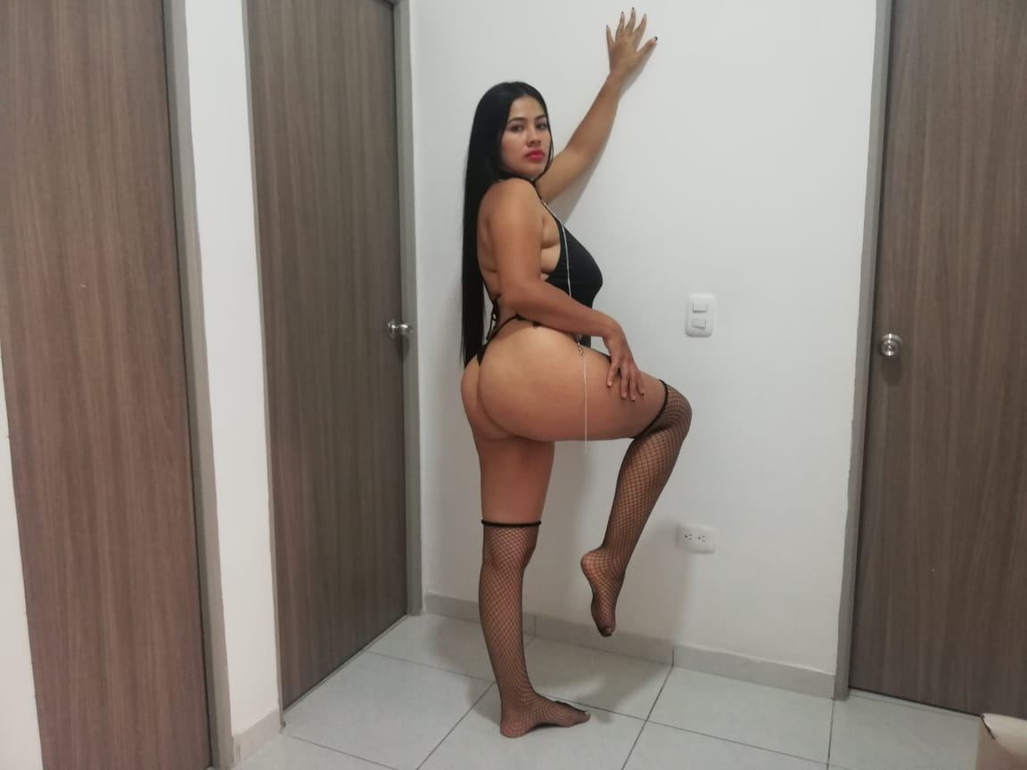 Imagen de perfil de modelo de cámara web de NiaDaniels
