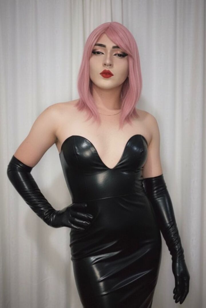 Darsteller UrsulaManver Foto 12