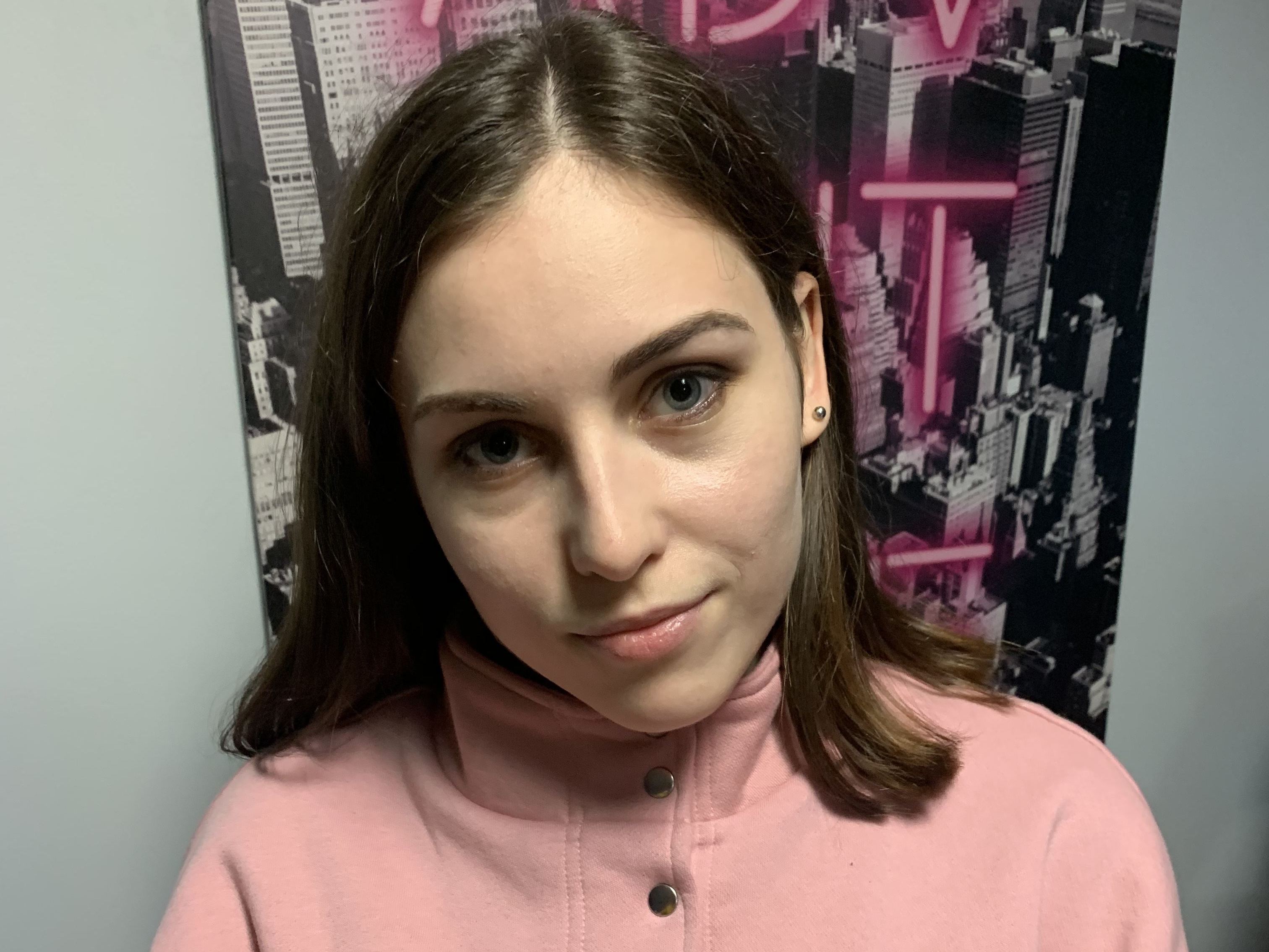 Aliceroxy Profilbild des Cam-Modells 