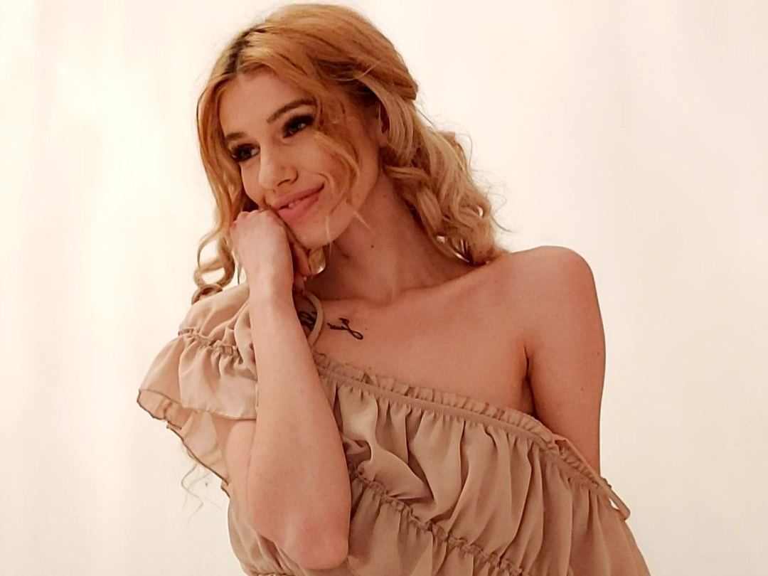 Imagen de perfil de modelo de cámara web de SallyMasterss