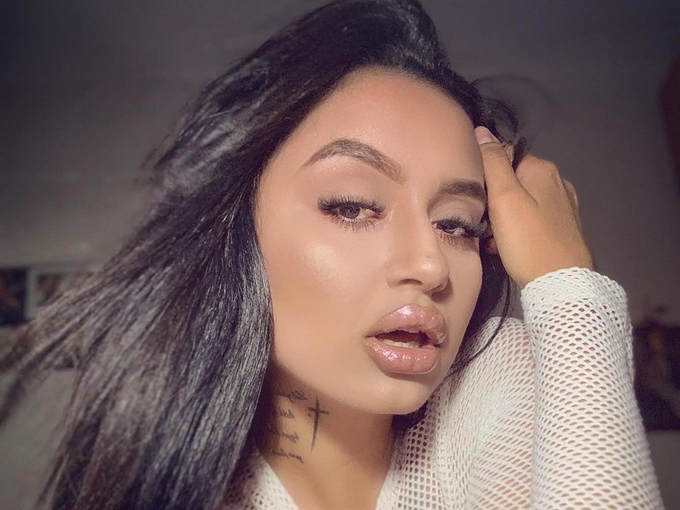 Imagen de perfil de modelo de cámara web de FreyaShayy