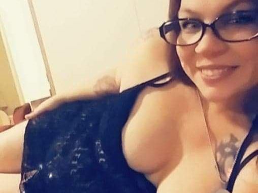 Imagen de perfil de modelo de cámara web de CherryPie0713