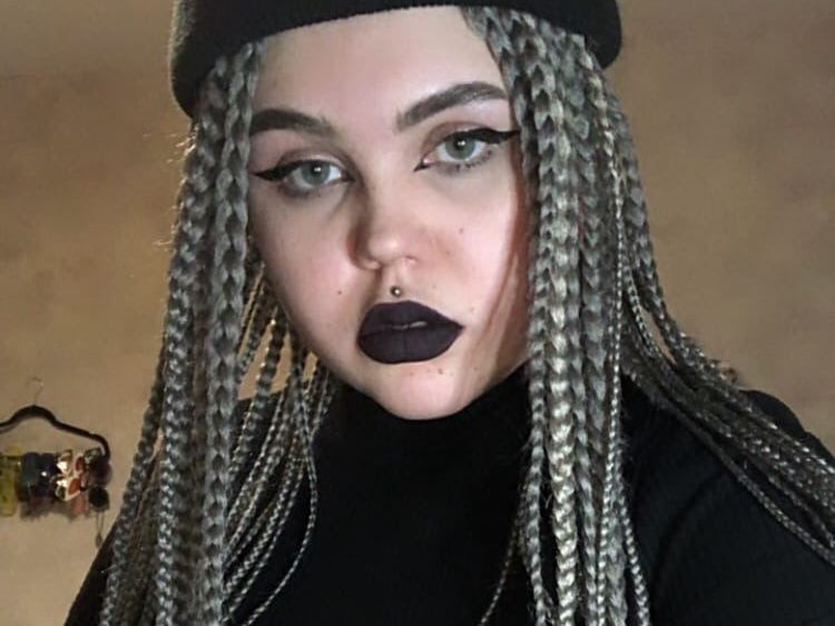 Image de profil du modèle de webcam MiyaMiller