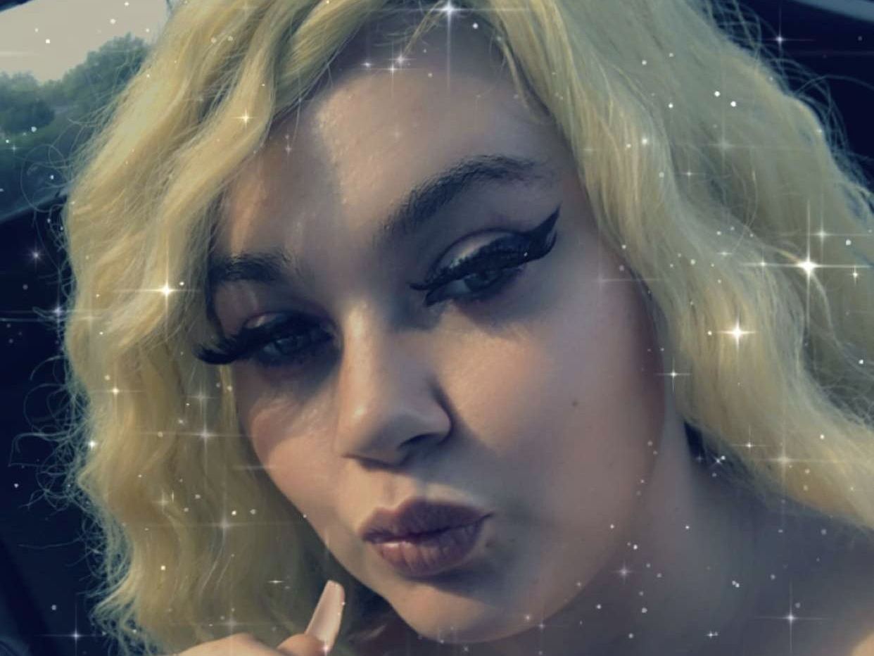 BarbieBandz immagine del profilo del modello di cam