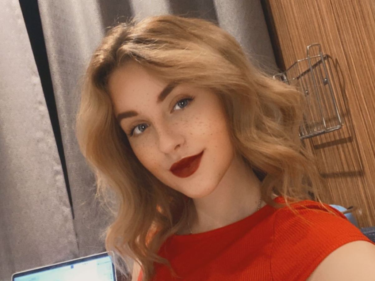 LivRosee profielfoto van cam model 