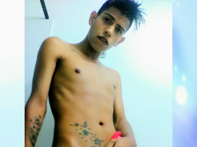 Profilbilde av boyhornysexy1 webkamera modell