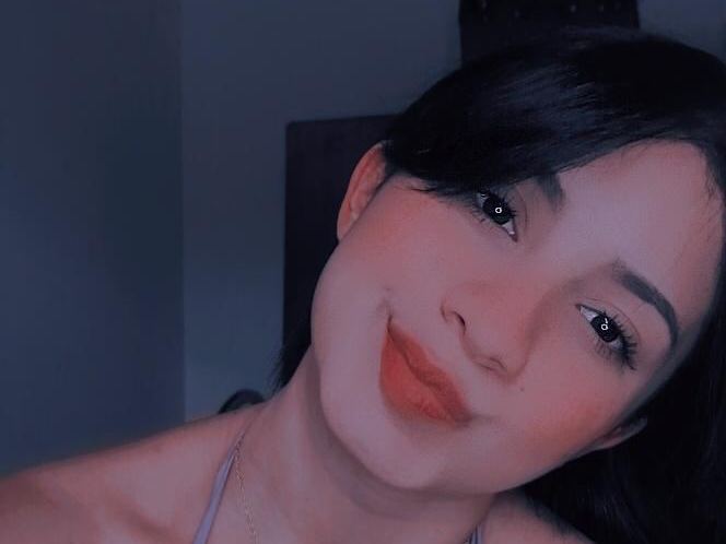Image de profil du modèle de webcam CatyAmelie