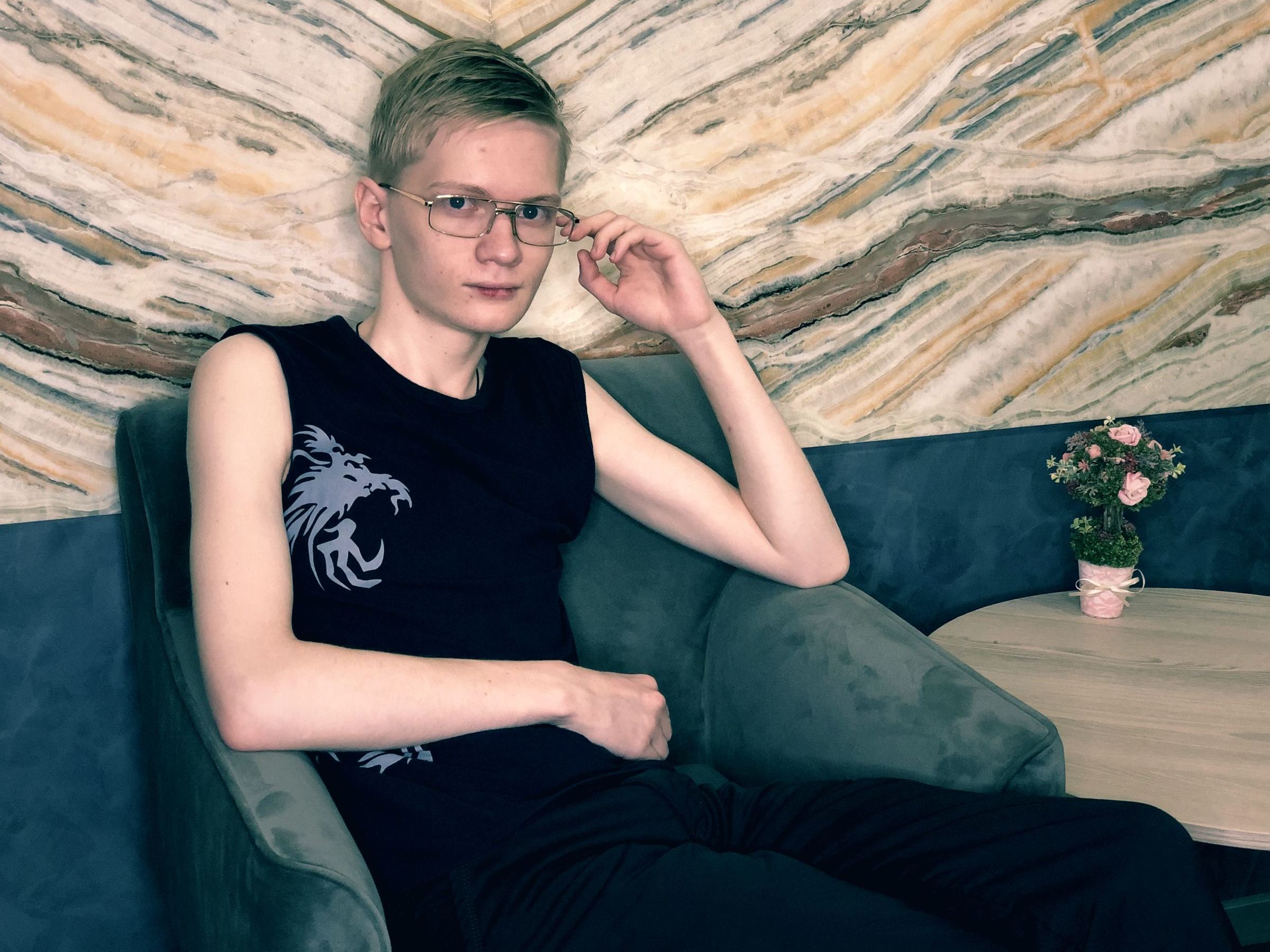 Image de profil du modèle de webcam ELIJAH_ELVEN