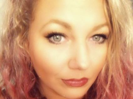 RoseMaryJuliette profilbild på webbkameramodell 