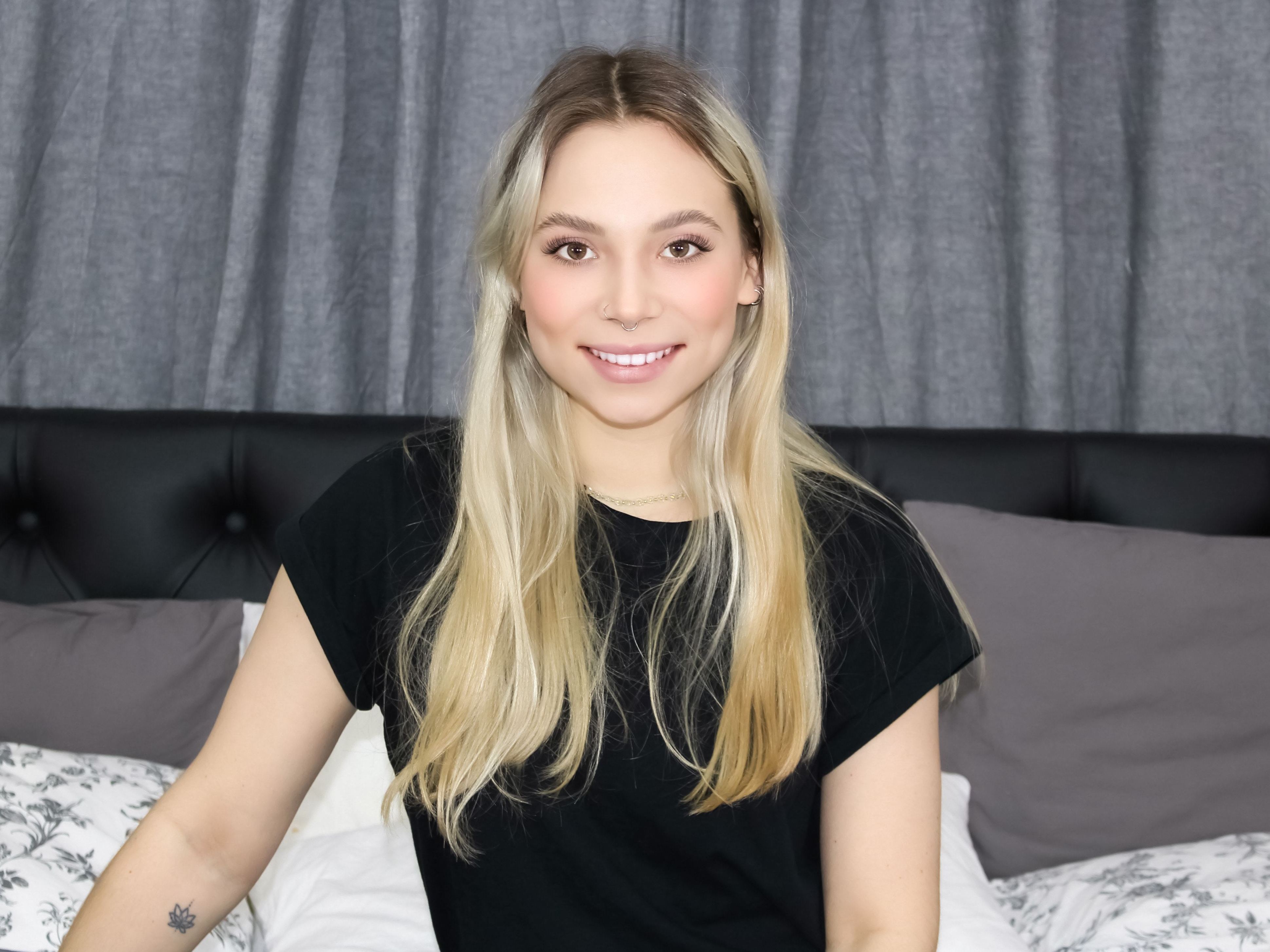 Imagen de perfil de modelo de cámara web de KateRhodes