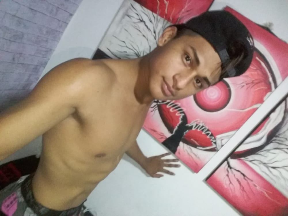 Foto de perfil de modelo de webcam de Criss_Connor 