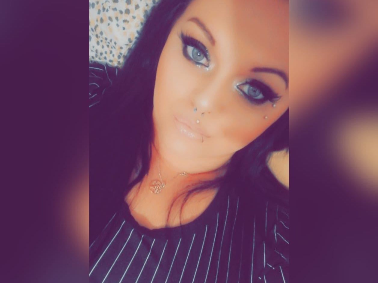 CurvyInkedGirl profilbild på webbkameramodell 