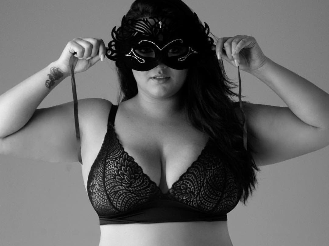 Image de profil du modèle de webcam Bad_Black_Bunny