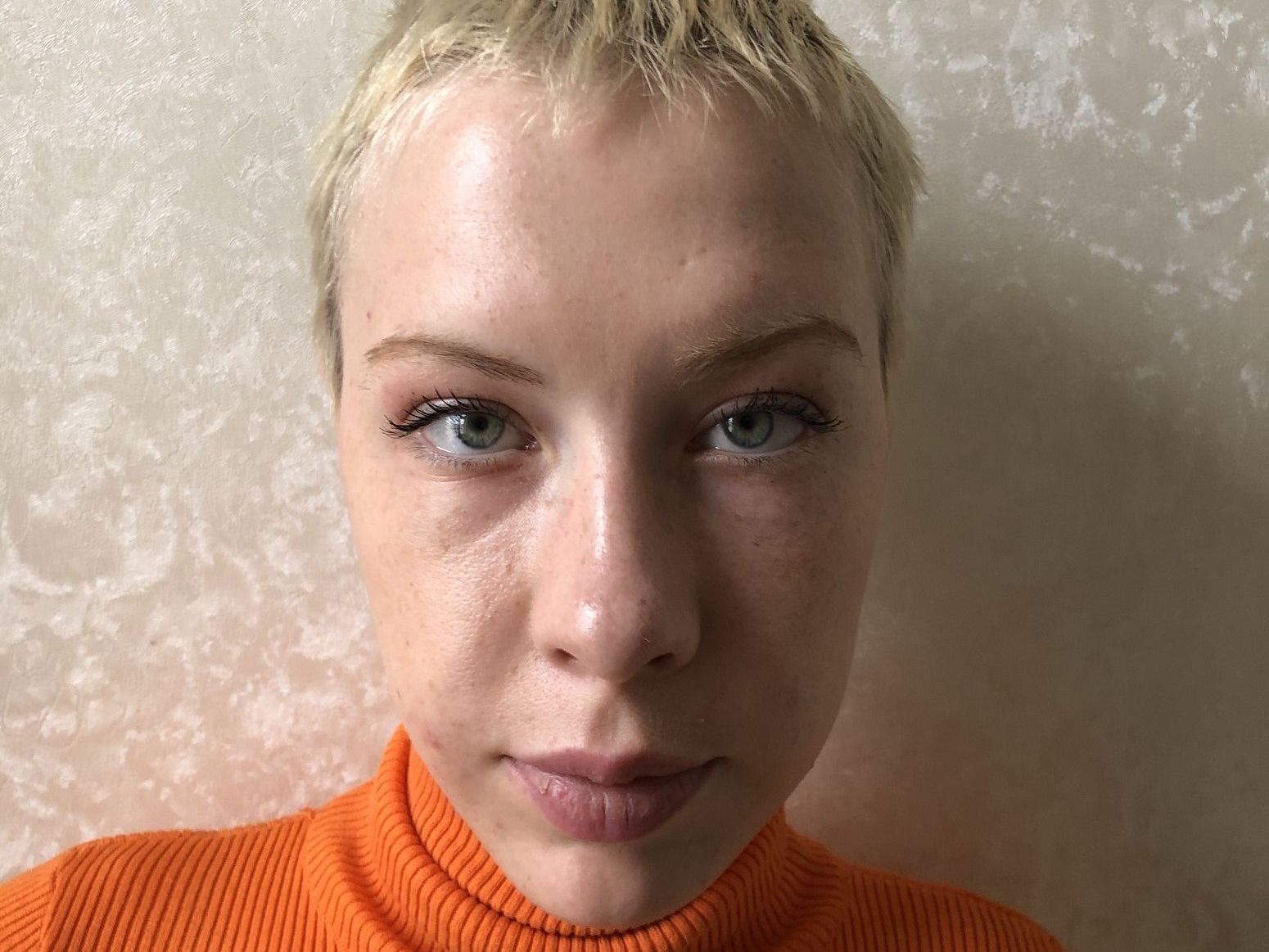 AlyahHarris profilbild på webbkameramodell 