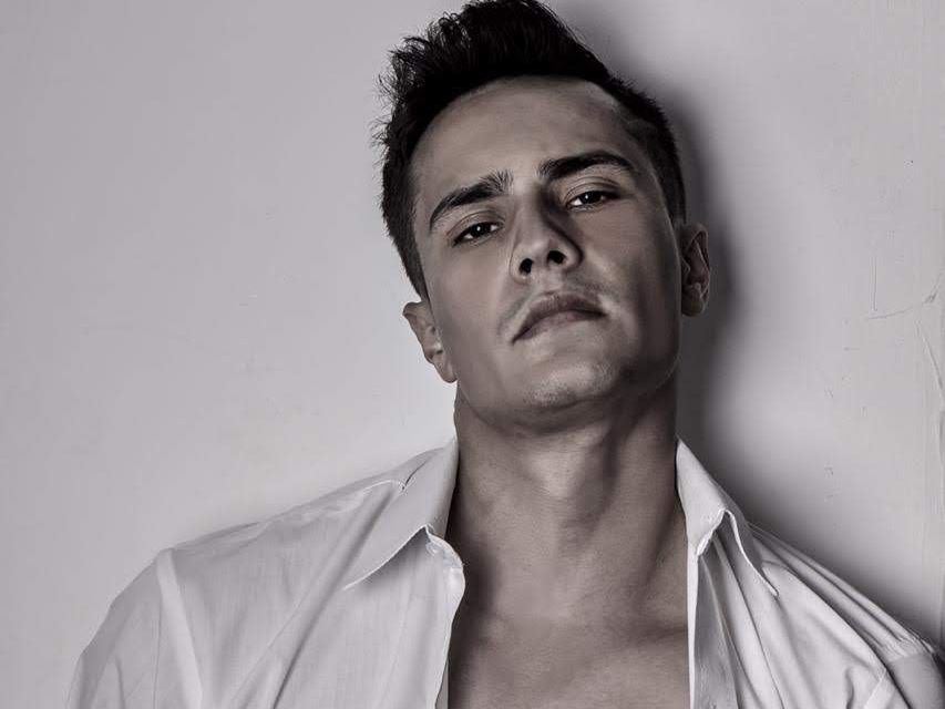 Imagen de perfil de modelo de cámara web de JonazSierra