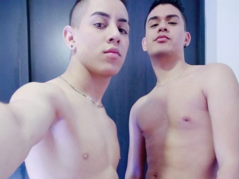 Profilbilde av Jhoan_and_mateo_18 webkamera modell