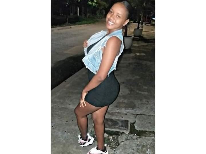 Gisel_Hot1 profilbild på webbkameramodell 