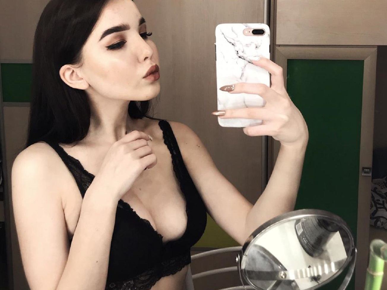 Eve_Shake Profilbild des Cam-Modells 