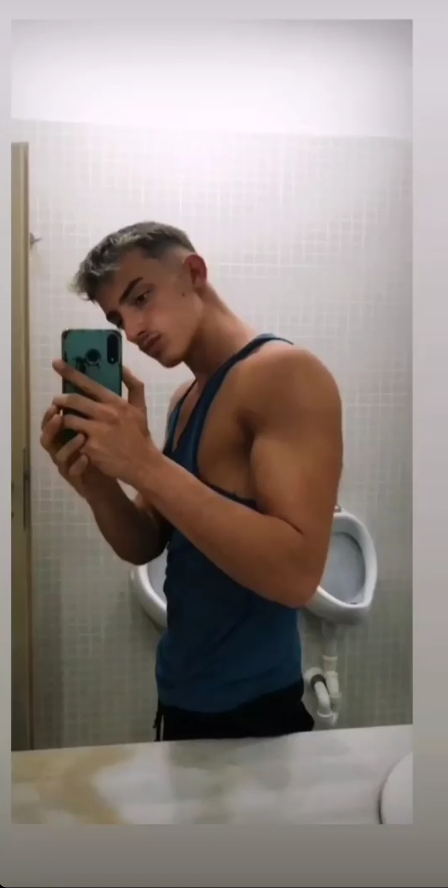 Performer NoobleJosh Photo 1