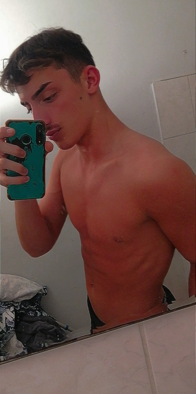 Performer NoobleJosh Photo 2