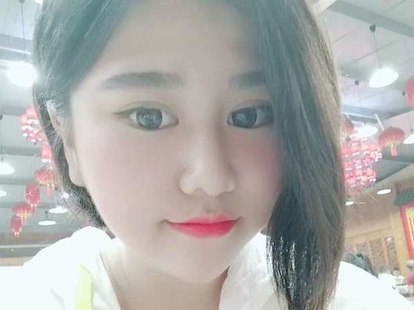 Juyjhgke profielfoto van cam model 