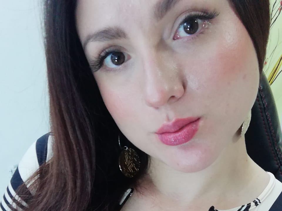 Imagen de perfil de modelo de cámara web de vickyvasquez