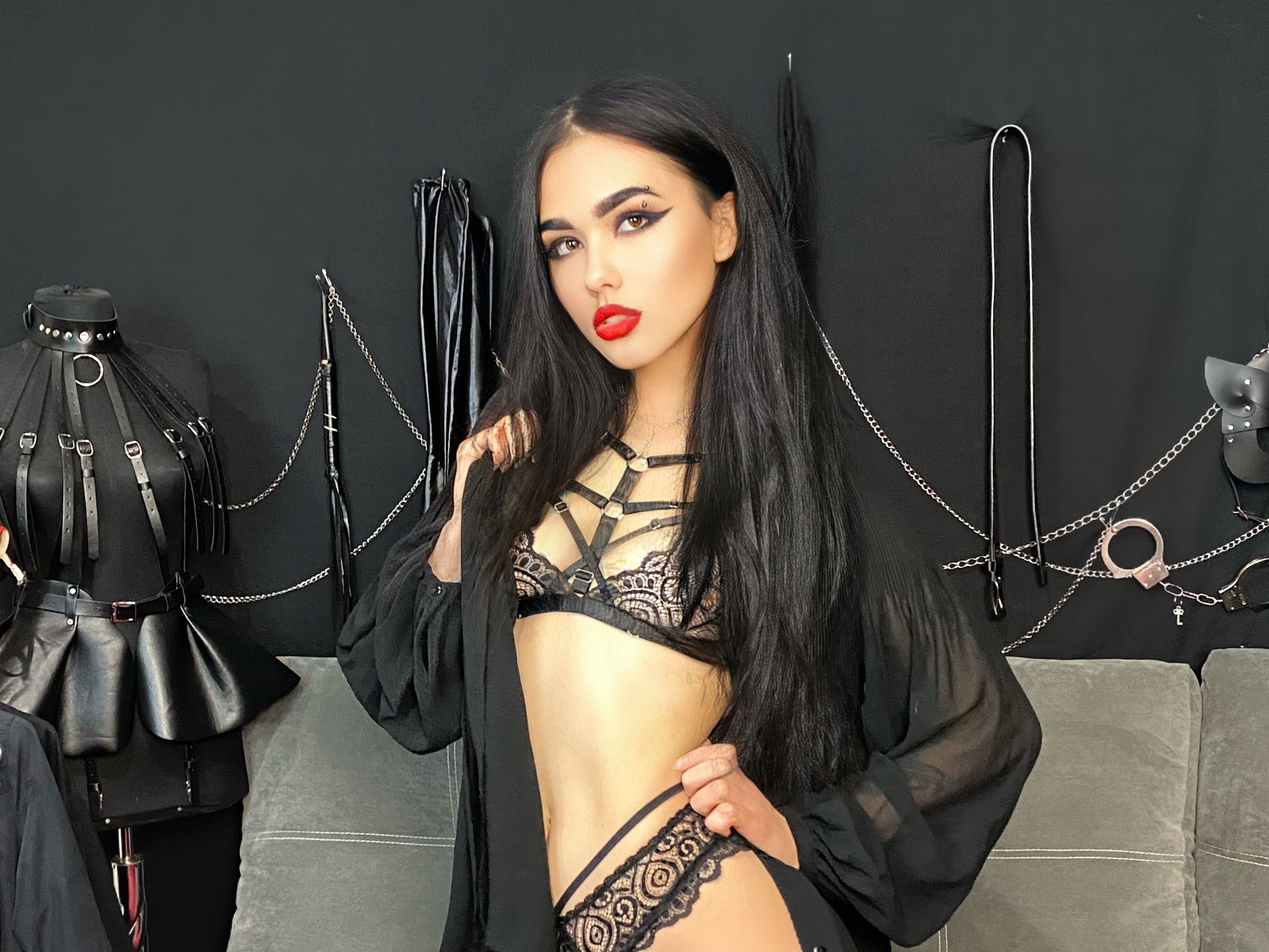 EllaFllores Profilbild des Cam-Modells 