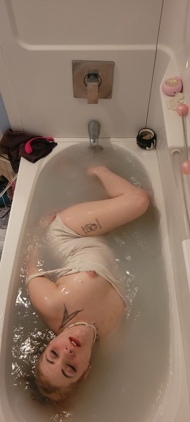 Performer Panik Photo 6