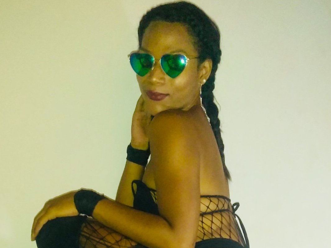 Valentinajenner cam model profile picture 