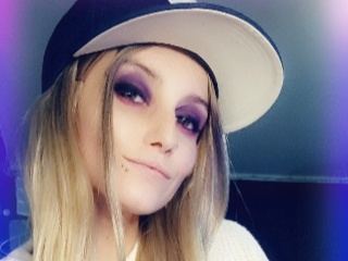 Kitttyklawz profielfoto van cam model 