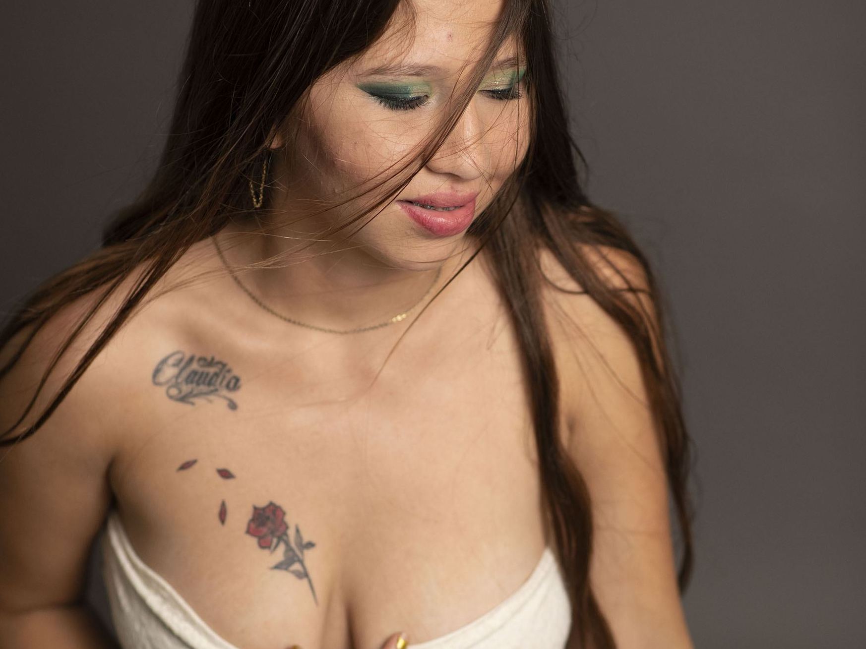 Adeledonaldson profielfoto van cam model 
