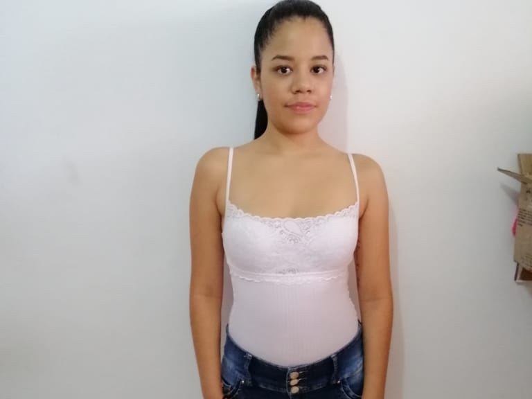 SofiTaylor profielfoto van cam model 