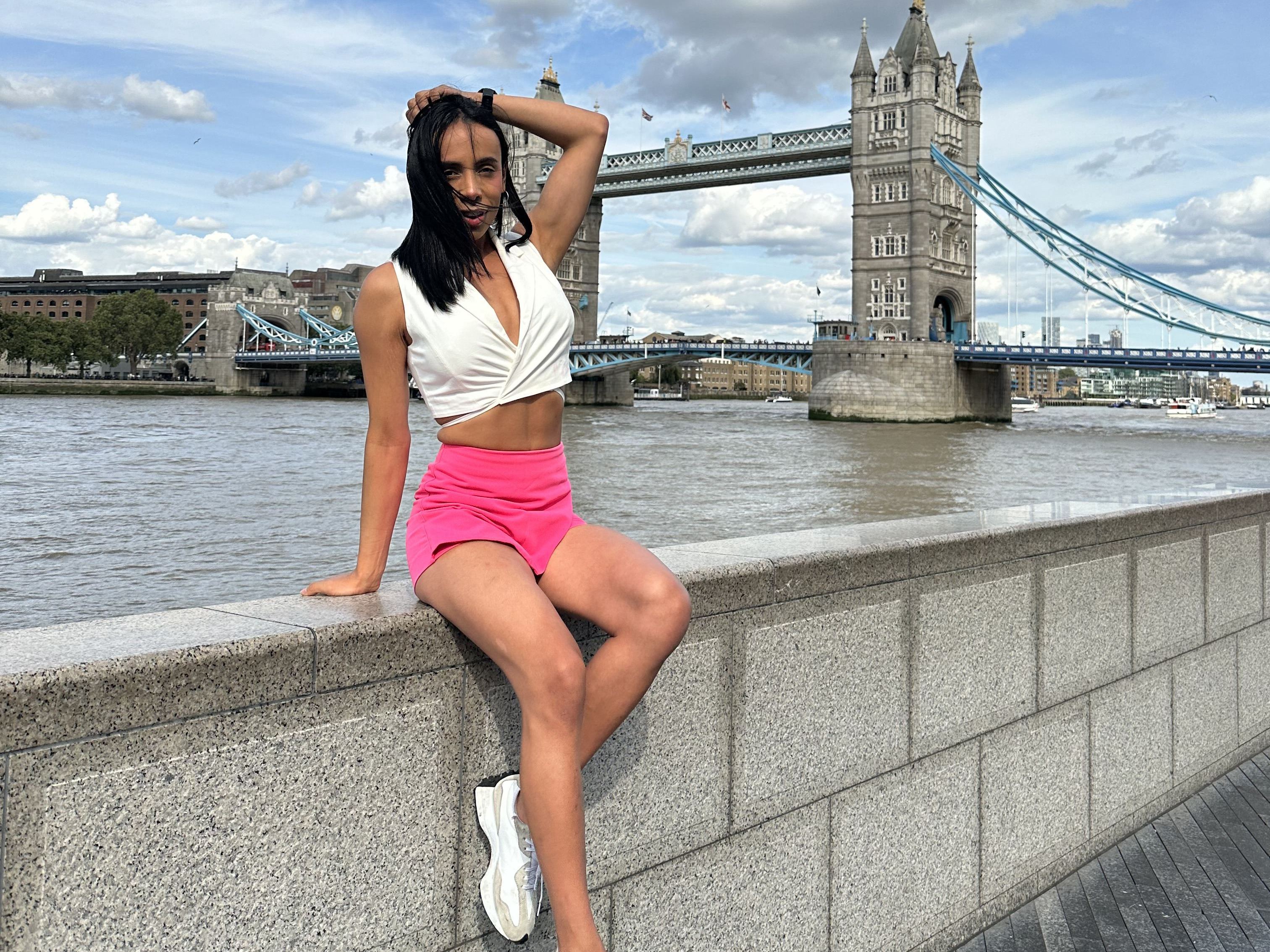 Foto de perfil de modelo de webcam de ShantalBottom