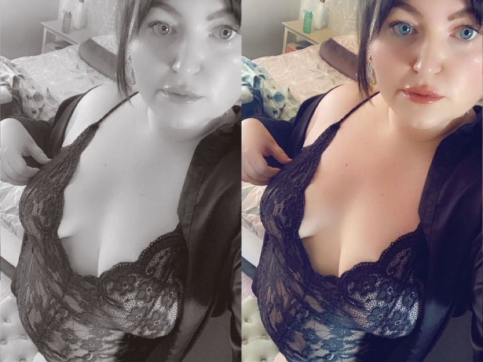 Blueeyezthickthighz profilbild på webbkameramodell 