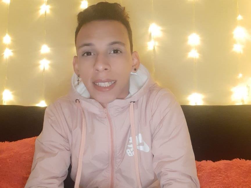Foto de perfil de modelo de webcam de DanYaoi 