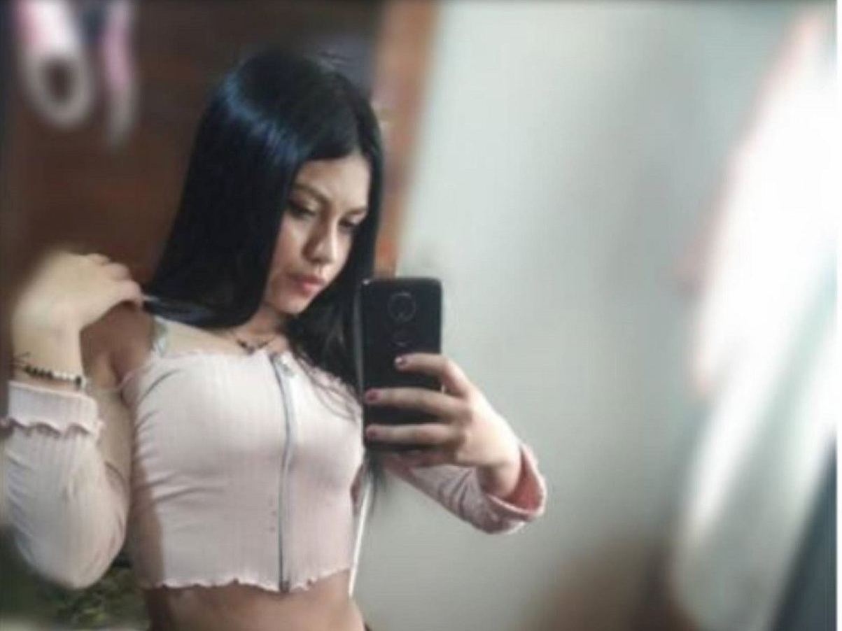 kateann profilbild på webbkameramodell 