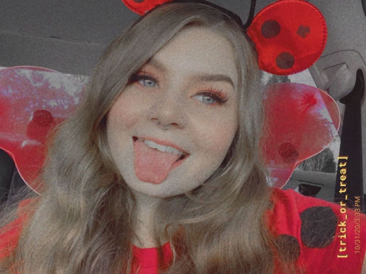 jessicaxtaylor profilbild på webbkameramodell 